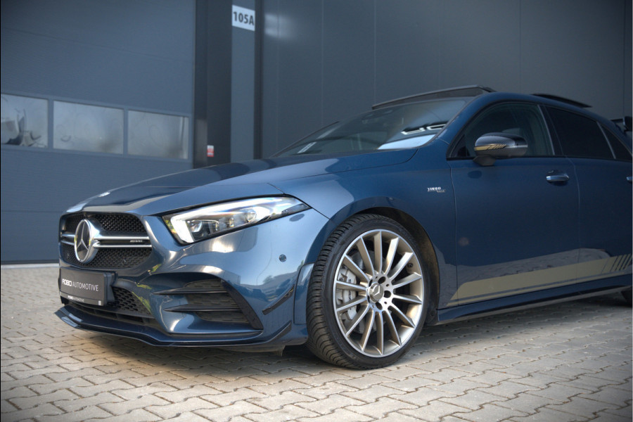 Mercedes-Benz A-Klasse AMG 35 4MATIC Edition 1 | Panoramadak | Burmester | AMG Performance Recaro stoelen | Stoelverwarming | Keyless | Aero pack | Adaptive Cruise Control | Ambiance verlichting | 360 Camera |