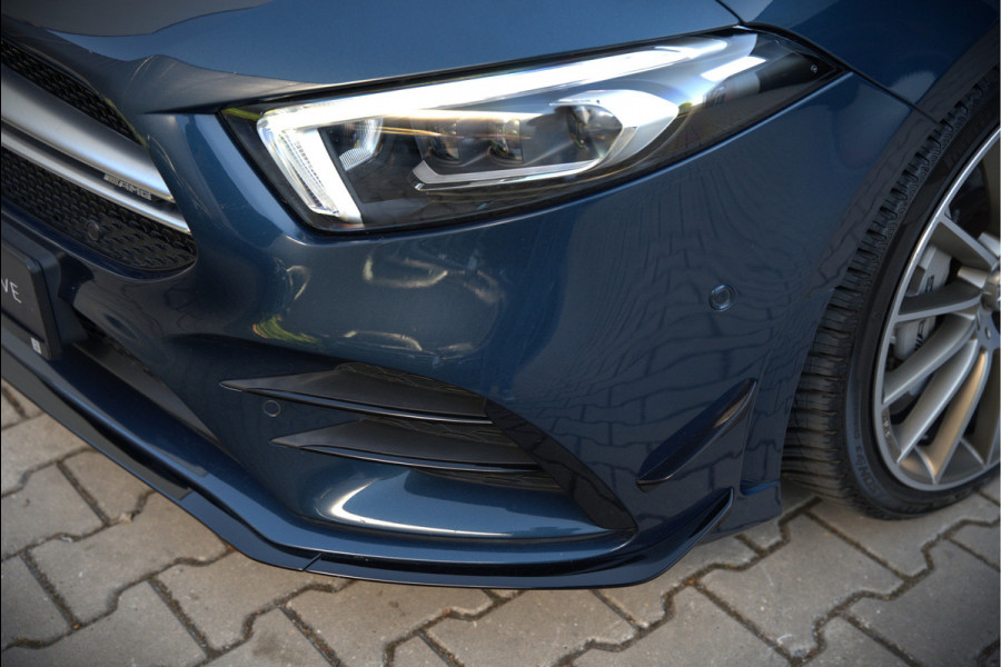 Mercedes-Benz A-Klasse AMG 35 4MATIC Edition 1 | Panoramadak | Burmester | AMG Performance Recaro stoelen | Stoelverwarming | Keyless | Aero pack | Adaptive Cruise Control | Ambiance verlichting | 360 Camera |
