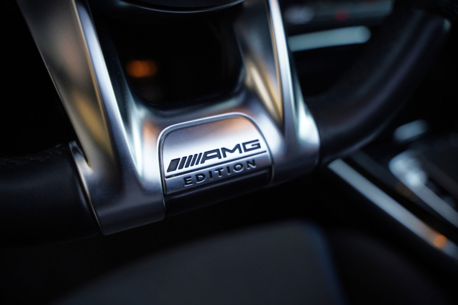 Mercedes-Benz A-Klasse AMG 35 4MATIC Edition 1 | Panoramadak | Burmester | AMG Performance Recaro stoelen | Stoelverwarming | Keyless | Aero pack | Adaptive Cruise Control | Ambiance verlichting | 360 Camera |