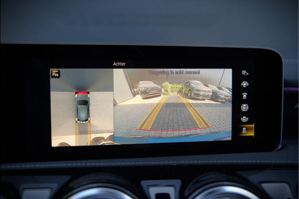 Mercedes-Benz A-Klasse AMG 35 4MATIC Edition 1 | Panoramadak | Burmester | AMG Performance Recaro stoelen | Stoelverwarming | Keyless | Aero pack | Adaptive Cruise Control | Ambiance verlichting | 360 Camera |