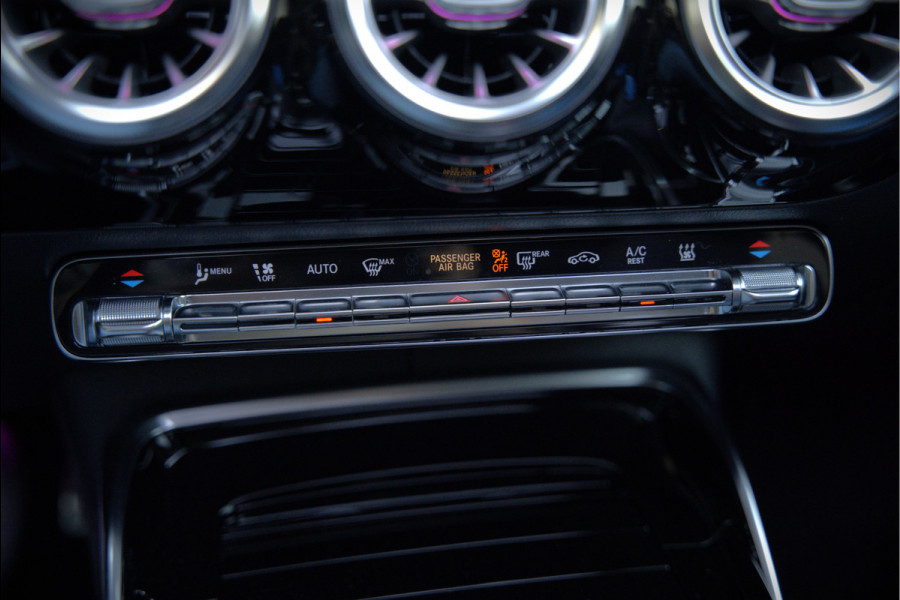 Mercedes-Benz A-Klasse AMG 35 4MATIC Edition 1 | Panoramadak | Burmester | AMG Performance Recaro stoelen | Stoelverwarming | Keyless | Aero pack | Adaptive Cruise Control | Ambiance verlichting | 360 Camera |