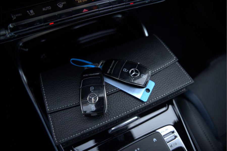 Mercedes-Benz A-Klasse AMG 35 4MATIC Edition 1 | Panoramadak | Burmester | AMG Performance Recaro stoelen | Stoelverwarming | Keyless | Aero pack | Adaptive Cruise Control | Ambiance verlichting | 360 Camera |