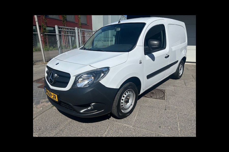 Mercedes-Benz Citan 109 CDI BlueEFFICIENCY Business Ambition AIRCO I NAVI I MISTLAMPEN I ELEKTRISCHE RAMEN & SPIEGELS I 1e EIGENAAR I COMPLETE ONDERHOUDSHISTORIE