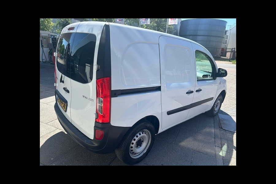 Mercedes-Benz Citan 109 CDI BlueEFFICIENCY Business Ambition AIRCO I NAVI I MISTLAMPEN I ELEKTRISCHE RAMEN & SPIEGELS I 1e EIGENAAR I COMPLETE ONDERHOUDSHISTORIE