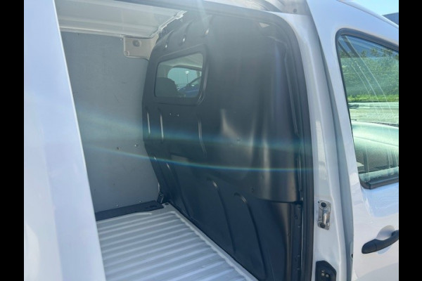 Mercedes-Benz Citan 109 CDI BlueEFFICIENCY Business Ambition AIRCO I NAVI I MISTLAMPEN I ELEKTRISCHE RAMEN & SPIEGELS I 1e EIGENAAR I COMPLETE ONDERHOUDSHISTORIE