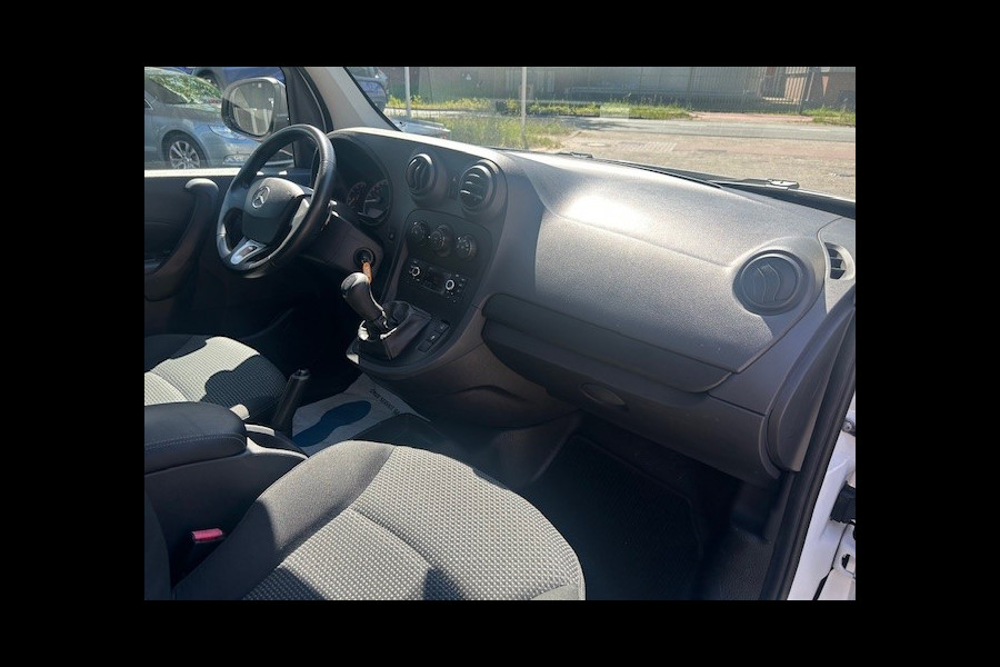 Mercedes-Benz Citan 109 CDI BlueEFFICIENCY Business Ambition AIRCO I NAVI I MISTLAMPEN I ELEKTRISCHE RAMEN & SPIEGELS I 1e EIGENAAR I COMPLETE ONDERHOUDSHISTORIE