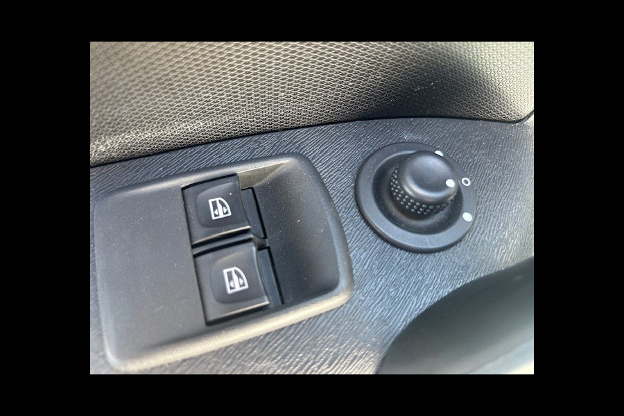 Mercedes-Benz Citan 109 CDI BlueEFFICIENCY Business Ambition AIRCO I NAVI I MISTLAMPEN I ELEKTRISCHE RAMEN & SPIEGELS I 1e EIGENAAR I COMPLETE ONDERHOUDSHISTORIE