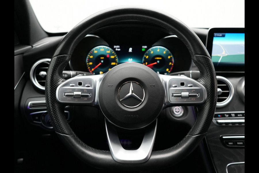 Mercedes-Benz C-Klasse Estate 180 Business Solution AMG Plus Upgrade Edition | Multibeam LED | Virtual | Apple Carplay | Afneembare Trekhaak | Alcantara Sportstoelen Verwarmd | Sfeerverlichting | Camera | 18"L.M |