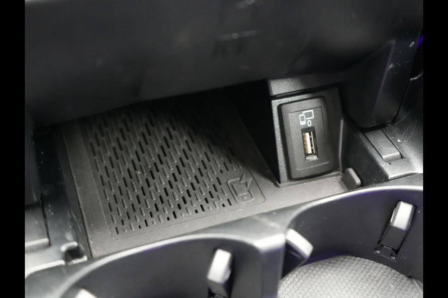 Mercedes-Benz C-Klasse Estate 180 Business Solution AMG Plus Upgrade Edition | Multibeam LED | Virtual | Apple Carplay | Afneembare Trekhaak | Alcantara Sportstoelen Verwarmd | Sfeerverlichting | Camera | 18"L.M |