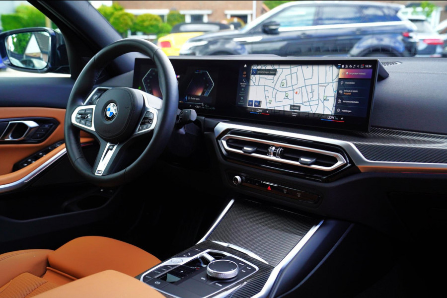 BMW 3-serie 330e xDrive M-pakket | BMW LED | Adaptieve Cruise | Camera | Harman/Kardon | Carbon | Driving Assistant | Active Guard