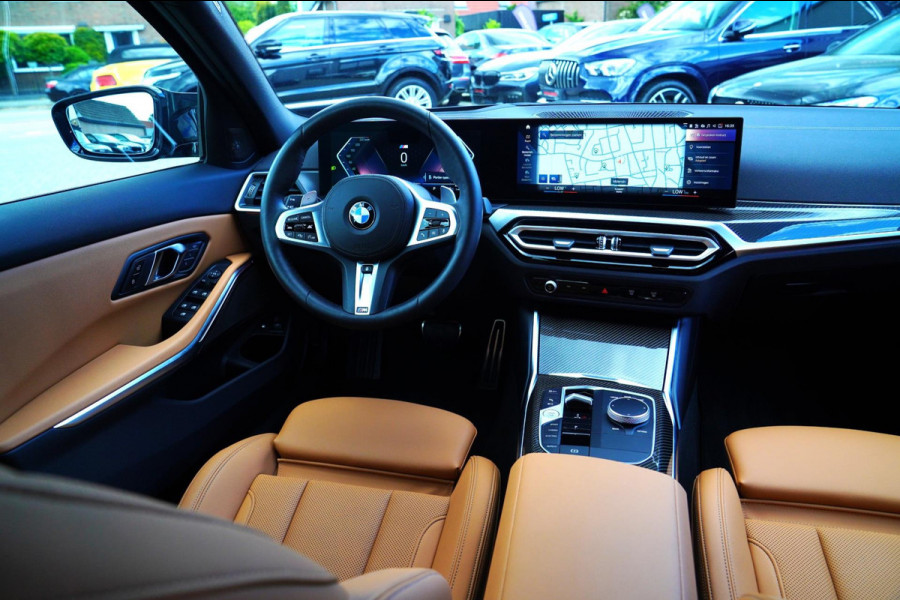 BMW 3-serie 330e xDrive M-pakket | BMW LED | Adaptieve Cruise | Camera | Harman/Kardon | Carbon | Driving Assistant | Active Guard