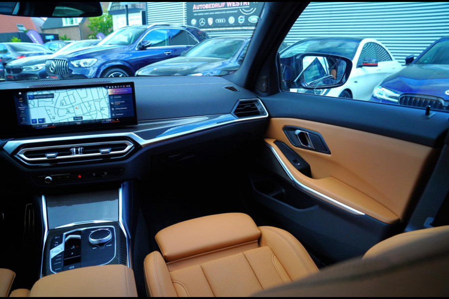 BMW 3-serie 330e xDrive M-pakket | BMW LED | Adaptieve Cruise | Camera | Harman/Kardon | Carbon | Driving Assistant | Active Guard