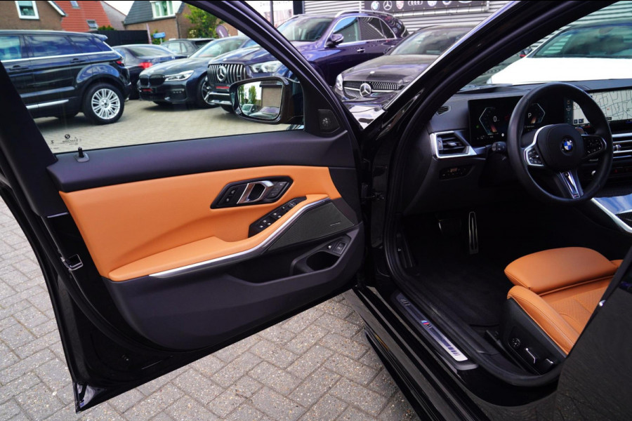 BMW 3-serie 330e xDrive M-pakket | BMW LED | Adaptieve Cruise | Camera | Harman/Kardon | Carbon | Driving Assistant | Active Guard