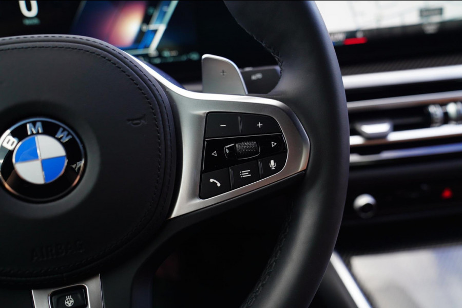 BMW 3-serie 330e xDrive M-pakket | BMW LED | Adaptieve Cruise | Camera | Harman/Kardon | Carbon | Driving Assistant | Active Guard