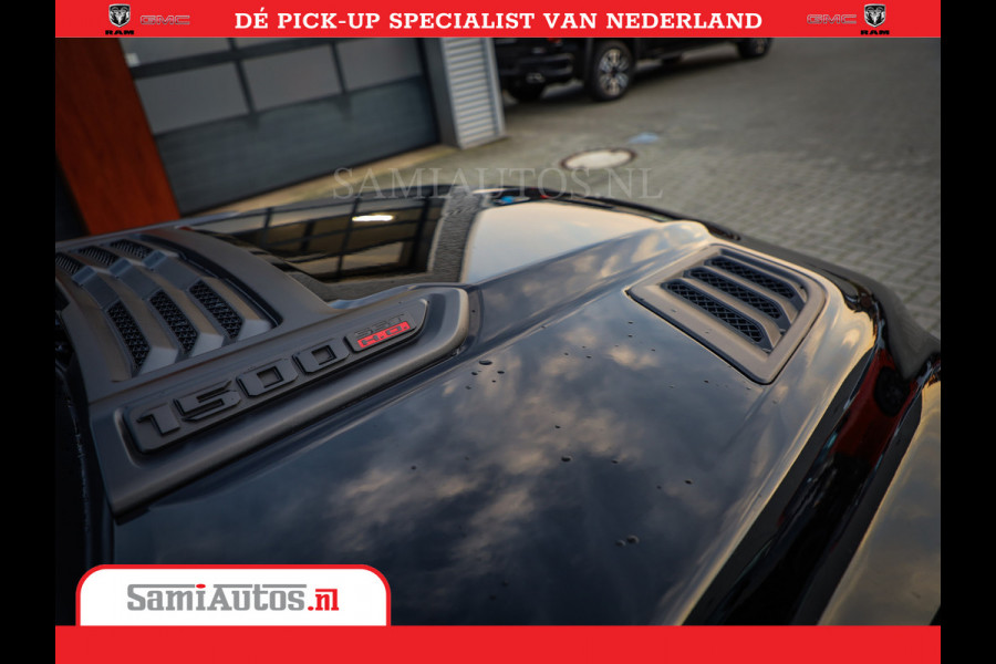 Dodge Ram 1500 Limited Night High Output 540HP 706Nm | Massage + Full Option | De Meest Luxe en Volle Pick-Up in zijn Klasse | Comfortabele Dubbele Cabine met Royale 5 Zitplaatsen | BPM vrij | Nu Leverbaar uit Voorraad | Voorraad Nr 2327 - 5407