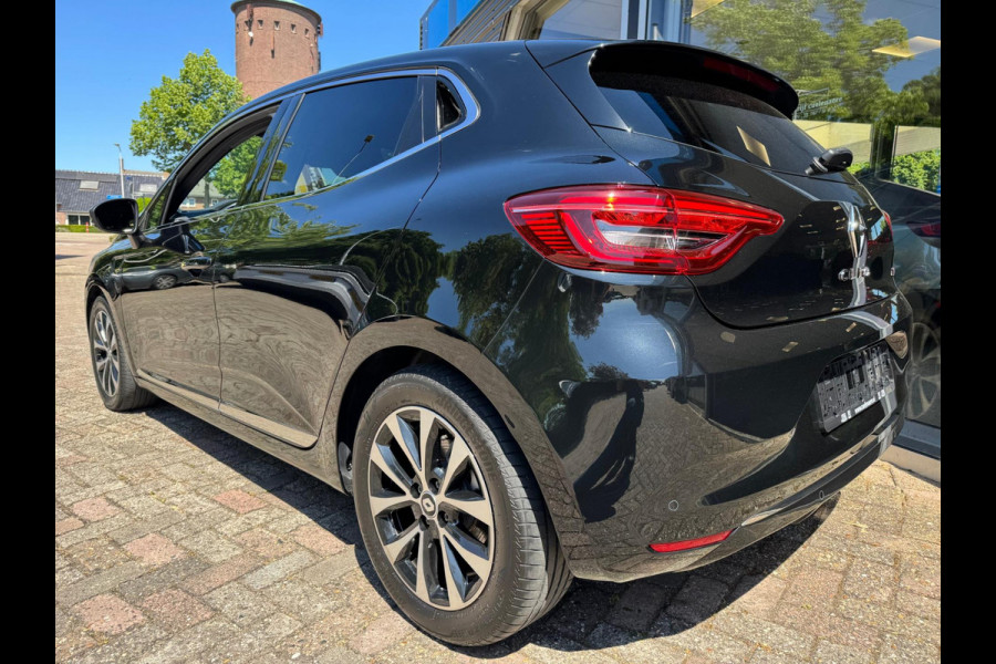 Renault Clio 1.6 E-Tech Full Hybrid 145 techno Groot navi / Virtual cockpit / Camera / P-sensoren V&A