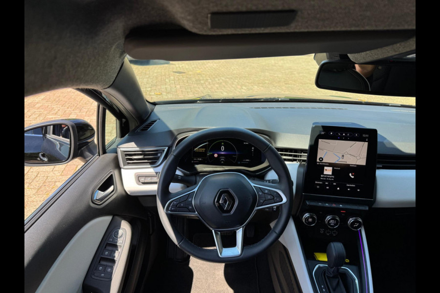 Renault Clio 1.6 E-Tech Full Hybrid 145 techno Groot navi / Virtual cockpit / Camera / P-sensoren V&A