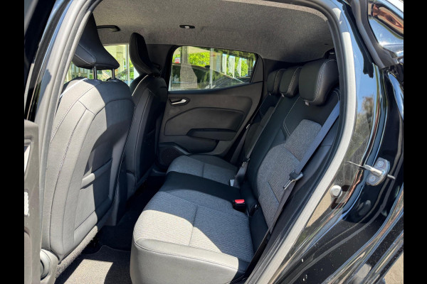 Renault Clio 1.6 E-Tech Full Hybrid 145 techno Groot navi / Virtual cockpit / Camera / P-sensoren V&A