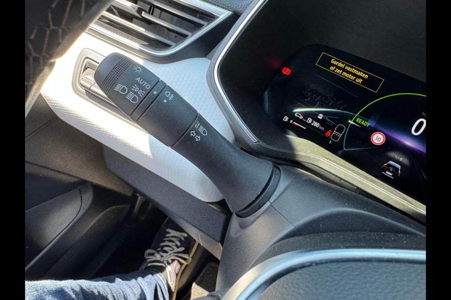 Renault Clio 1.6 E-Tech Full Hybrid 145 techno Groot navi / Virtual cockpit / Camera / P-sensoren V&A