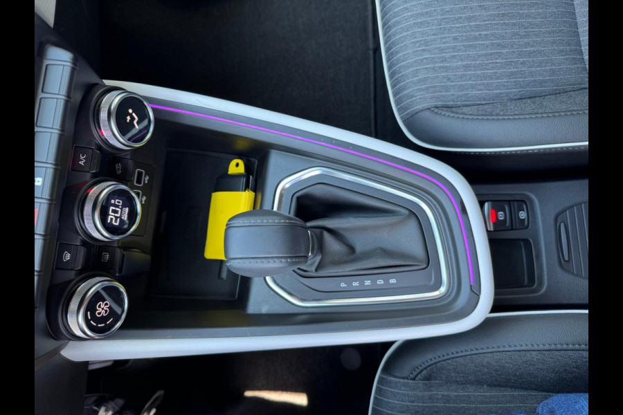 Renault Clio 1.6 E-Tech Full Hybrid 145 techno Groot navi / Virtual cockpit / Camera / P-sensoren V&A