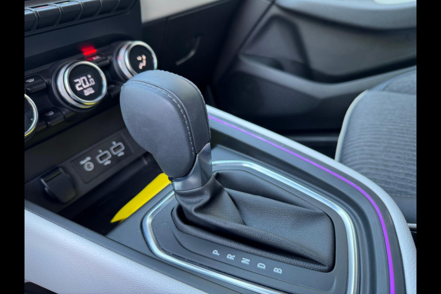 Renault Clio 1.6 E-Tech Full Hybrid 145 techno Groot navi / Virtual cockpit / Camera / P-sensoren V&A
