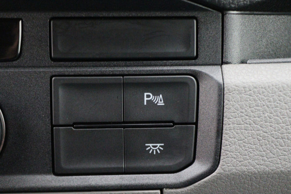 MAN TGE 35 2.0 TDI L3H3 (L2H2) 3-Zits, Apple Carplay, Cruise, Airco, PDC, Trekhaak