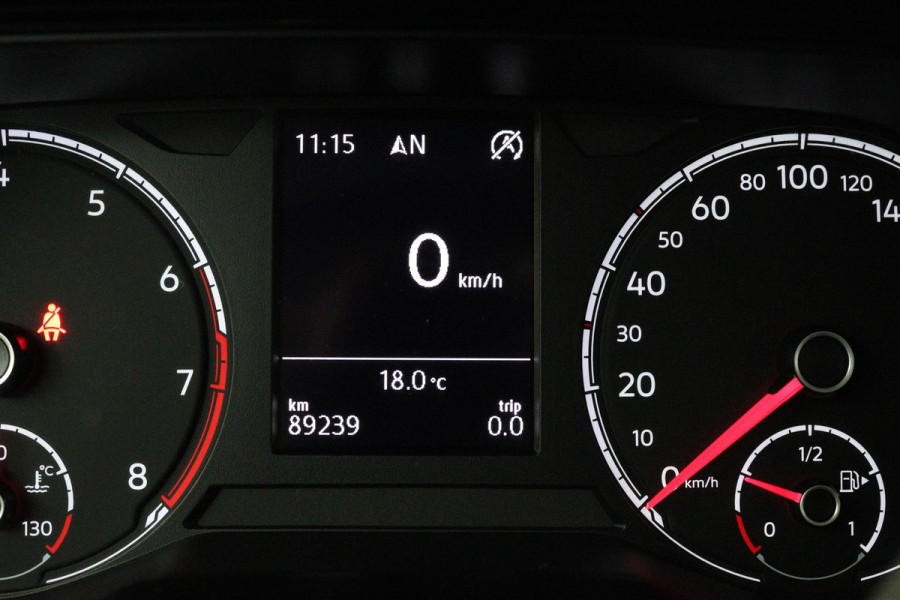 Volkswagen Polo 1.0 TSI Comfortline (NAVIGATIE, BLUETOOTH, CRUISE CONTROL ADAPTIEF, NL-AUTO)