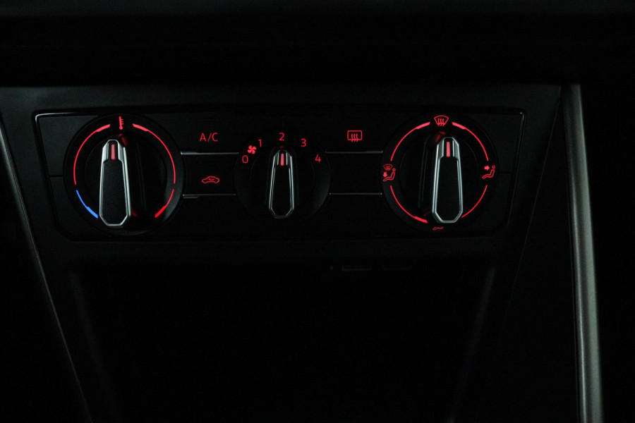 Volkswagen Polo 1.0 TSI Comfortline (NAVIGATIE, BLUETOOTH, CRUISE CONTROL ADAPTIEF, NL-AUTO)