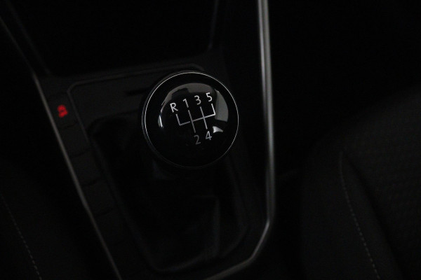 Volkswagen Polo 1.0 TSI Comfortline (NAVIGATIE, BLUETOOTH, CRUISE CONTROL ADAPTIEF, NL-AUTO)