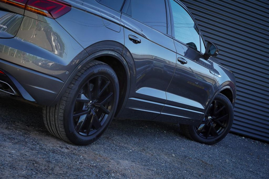 Volkswagen Touareg 3.0 TSi 4MOTION R / Pano / Luchtvering / Incl BTW / ACC