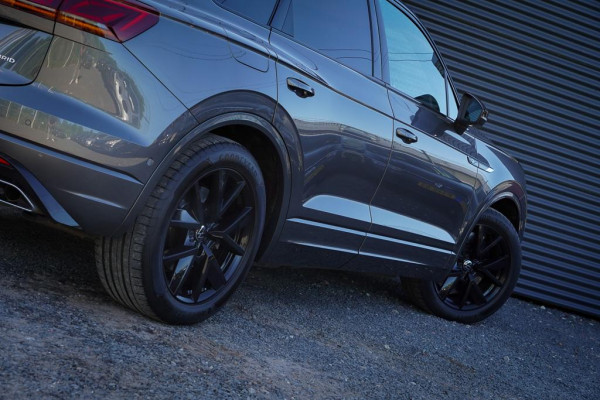 Volkswagen Touareg 3.0 TSi 4MOTION R / Pano / Luchtvering / Incl BTW / ACC