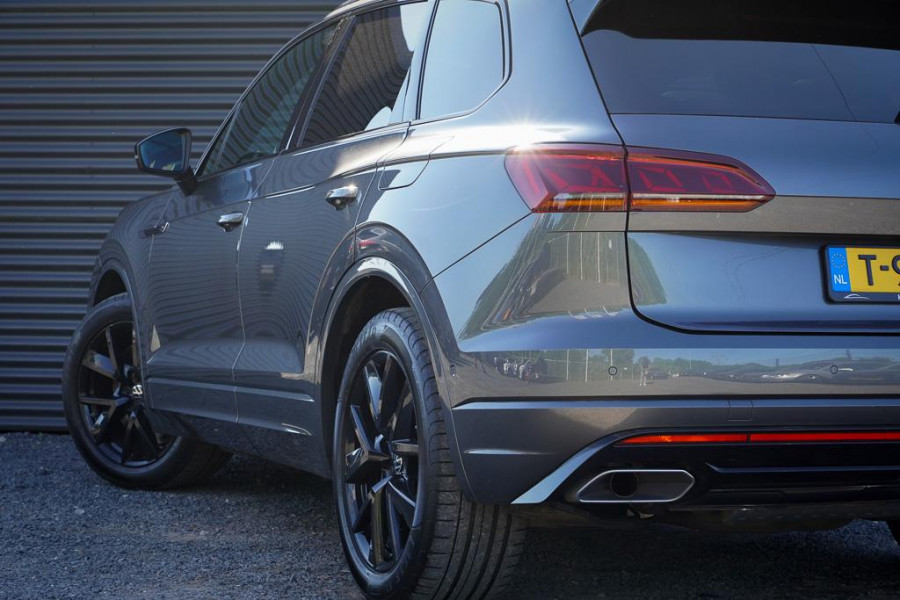 Volkswagen Touareg 3.0 TSi 4MOTION R / Pano / Luchtvering / Incl BTW / ACC