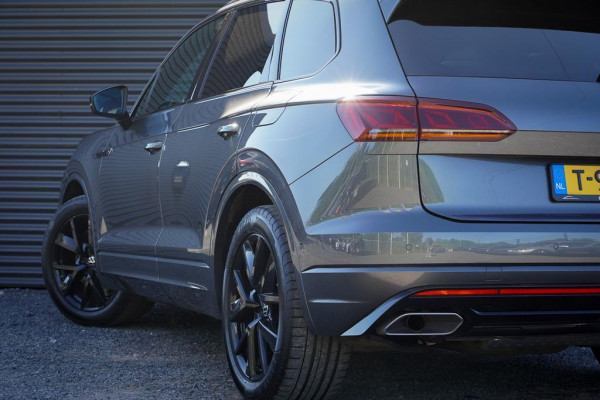 Volkswagen Touareg 3.0 TSi 4MOTION R / Pano / Luchtvering / Incl BTW / ACC