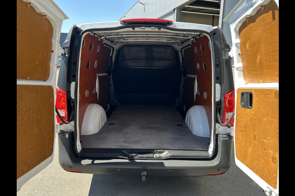 Mercedes-Benz Vito 114 CDI Lang L+R Schuifdeur / 2500KG Trekhaak / Camera / Navigatie / Cruise control / Airco