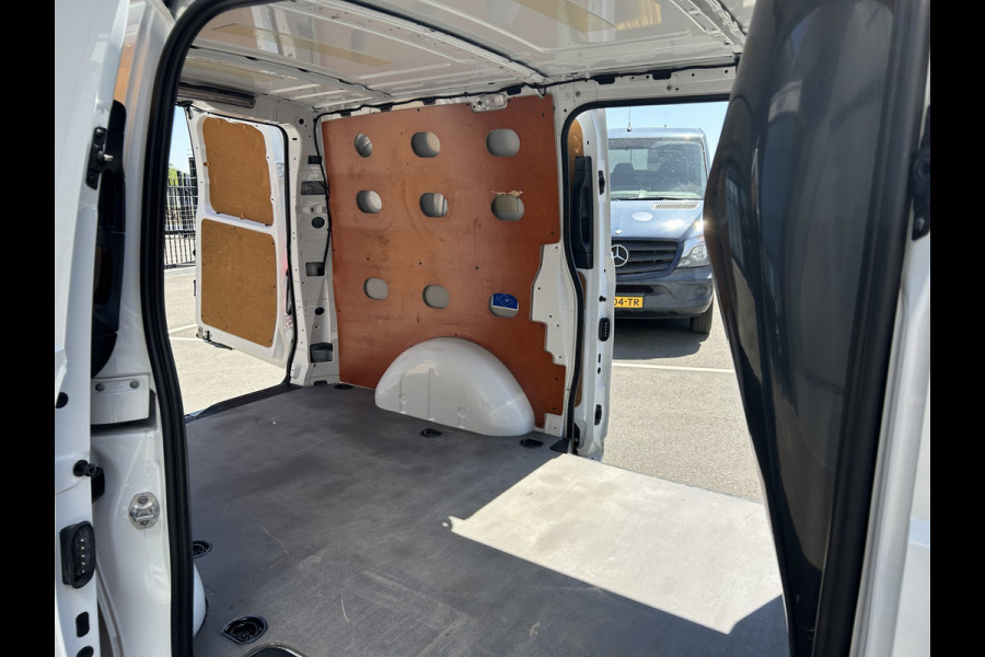 Mercedes-Benz Vito 114 CDI Lang L+R Schuifdeur / 2500KG Trekhaak / Camera / Navigatie / Cruise control / Airco