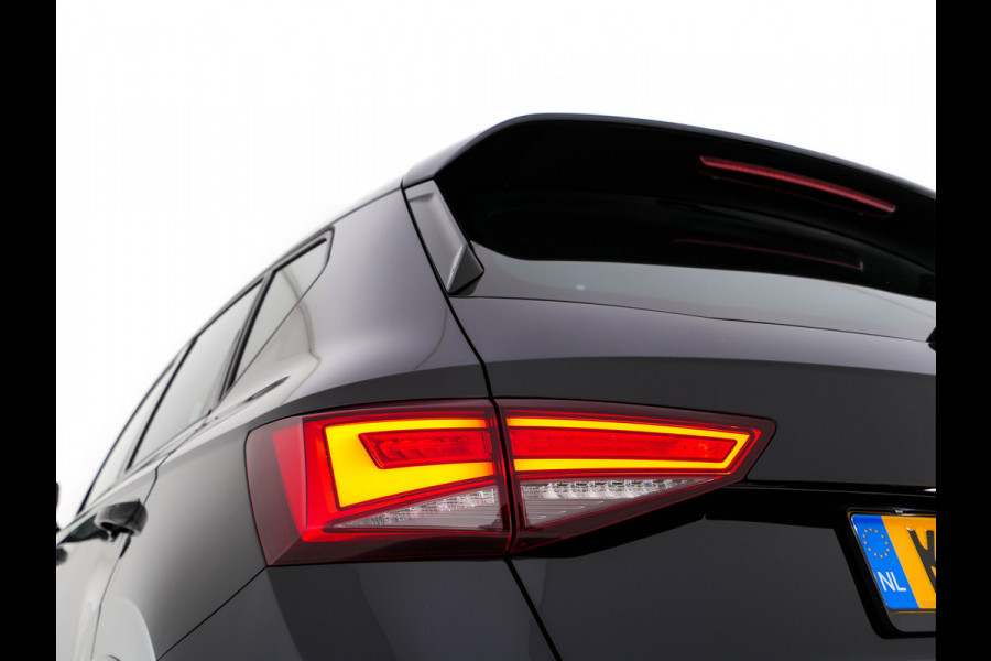 Seat Ateca 1.5 TSI FR Business Intense *PANO | LEATHER-MICROFIBRE | FULL-LED | MEMORY-PACK | TOP-VIEW | BEATS-AUDIO | DIGI-COCKPIT | NAVI-FULLMAP | SPORT-SEATS | DAB+ | KEYLESS | CARPLAY | ECC | HEATED-SEATS | PDC | 18''ALU*