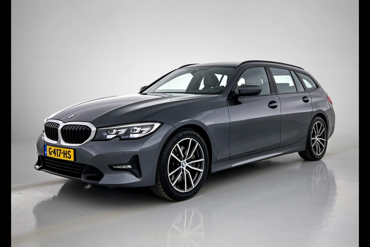 BMW 3 Serie Touring 330i Introduction Executive Edition SPORT LINE (NL-auto, Dealer OnderH, Trekhaak, Navi Pro, PDC V+A, Etc) BMW 3 Serie Touring 330i Introduction Executive Edition SPORT LINE (NL-auto, Dealer OnderH, Trekhaak, Navi Pro, PDC V+A, Etc)