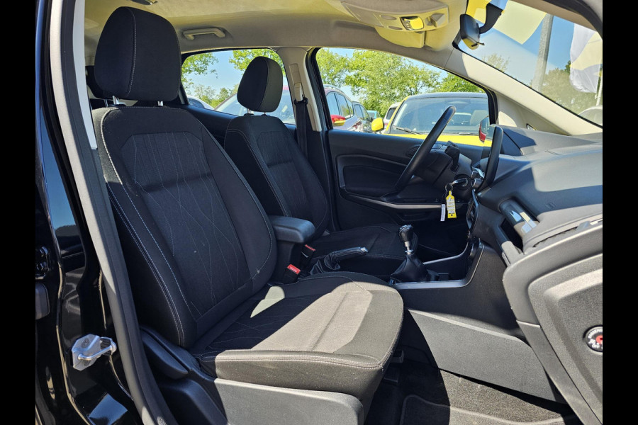 Ford EcoSport 1.0 EcoBoost Trend Ultimate 125 pk | Trekhaak | Navigatie | Achteruitrijcamera | PDC | Cruise control |Hoge instap | Nette auto!