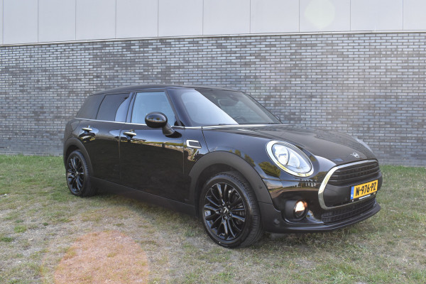 MINI Clubman 1.5 One Chili Serious Business Navigatie Keyless-go Cruise