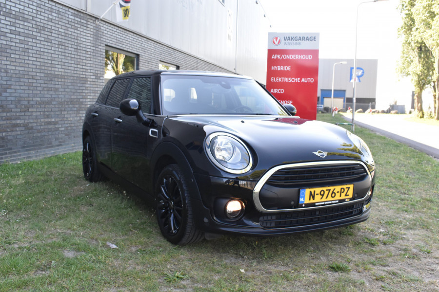 MINI Clubman 1.5 One Chili Serious Business Navigatie Keyless-go Cruise
