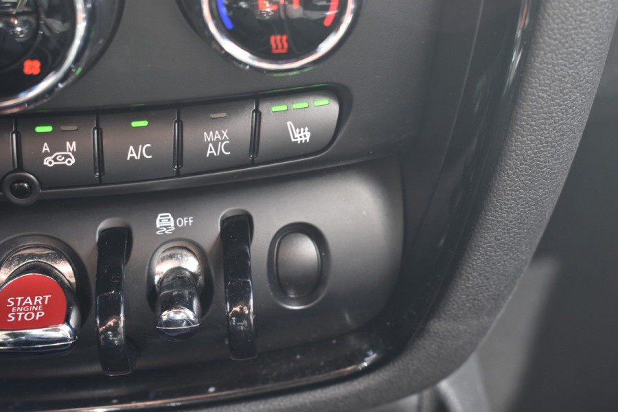 MINI Clubman 1.5 One Chili Serious Business Navigatie Keyless-go Cruise