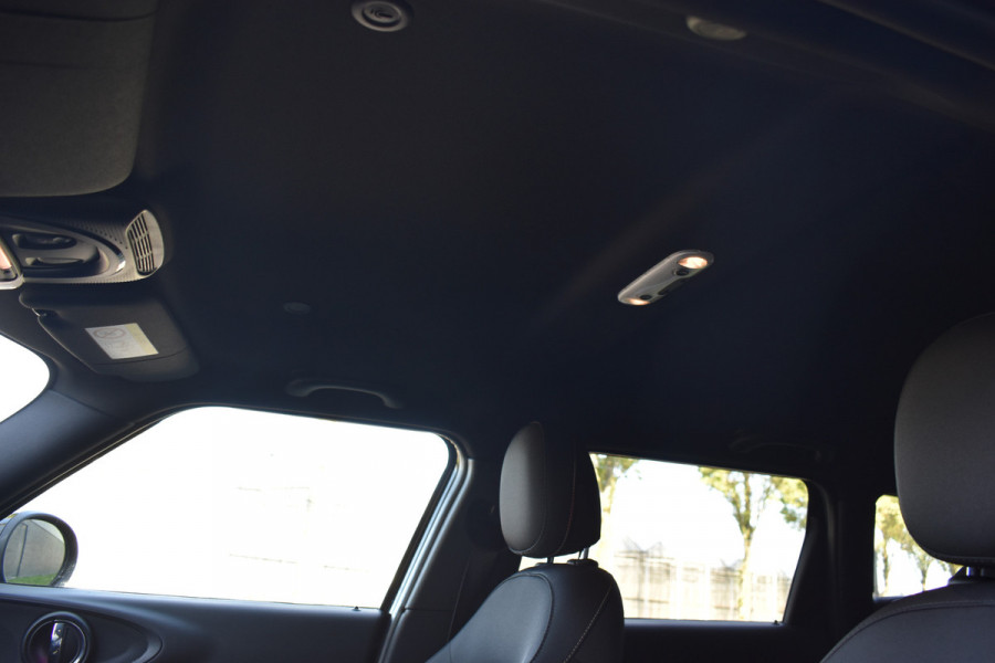 MINI Clubman 1.5 One Chili Serious Business Navigatie Keyless-go Cruise