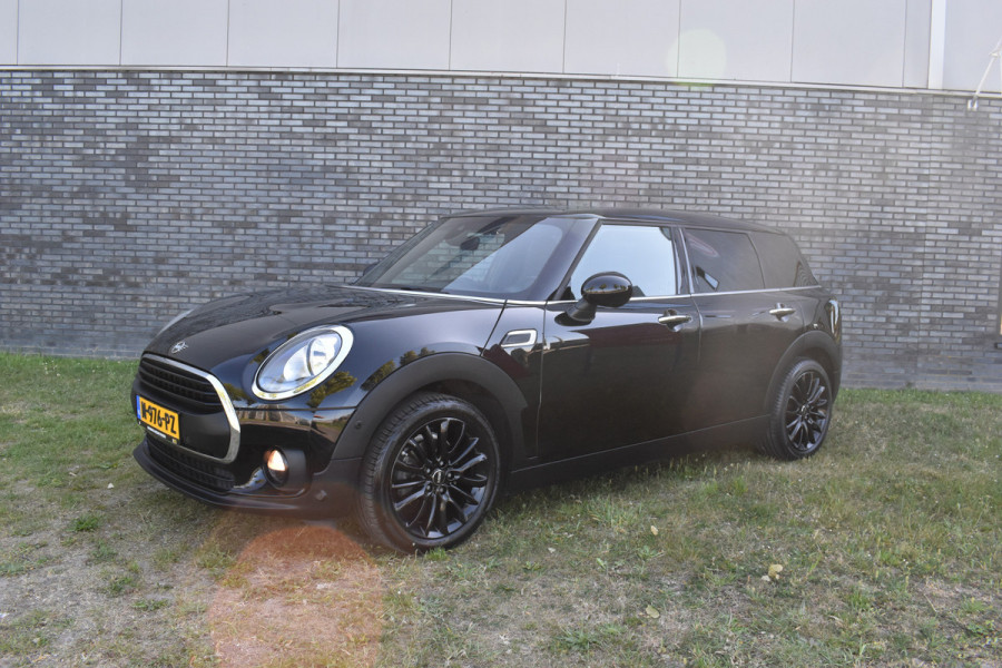 MINI Clubman 1.5 One Chili Serious Business Navigatie Keyless-go Cruise
