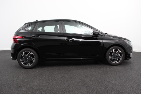 Hyundai i20 1.0 T-GDI Comfort | Navigatie | Apple Carplay/ Android Auto | Camera | Stoel/Stuurverwarming  | 16 Inch Lichtmetalen Velgen | Privacy Glass | Climate Control |