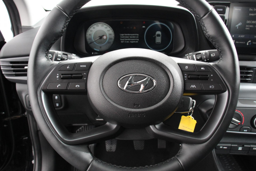 Hyundai i20 1.0 T-GDI Comfort | Navigatie | Apple Carplay/ Android Auto | Camera | Stoel/Stuurverwarming  | 16 Inch Lichtmetalen Velgen | Privacy Glass | Climate Control |