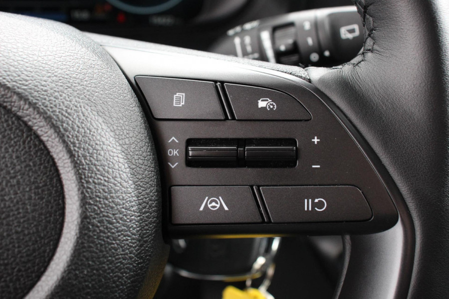 Hyundai i20 1.0 T-GDI Comfort | Navigatie | Apple Carplay/ Android Auto | Camera | Stoel/Stuurverwarming  | 16 Inch Lichtmetalen Velgen | Privacy Glass | Climate Control |