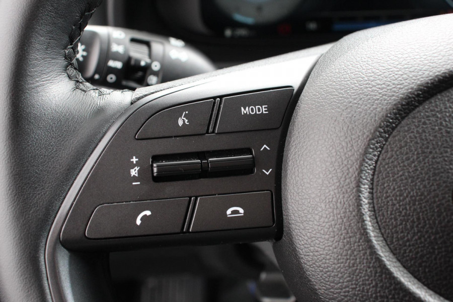 Hyundai i20 1.0 T-GDI Comfort | Navigatie | Apple Carplay/ Android Auto | Camera | Stoel/Stuurverwarming  | 16 Inch Lichtmetalen Velgen | Privacy Glass | Climate Control |