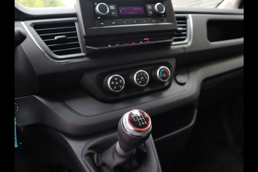 Renault Trafic 2.0 dCi 130 pk T30 L2 Lang - Trekhaak - Cruise - Airco