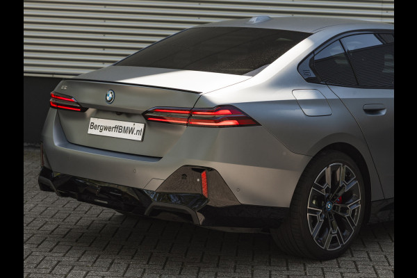 BMW i5 xDrive40 M-Sport Pro - Onderstel Prof - Driving Ass Plus - Harman Kardon eDrive40