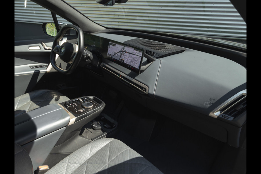 BMW iX xDrive40 - Driving Ass Prof - Harman Kardon - Stoelventilatie